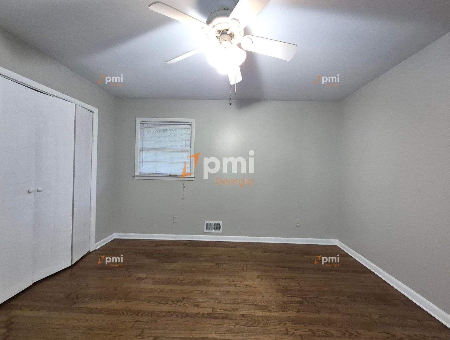 Gorgeous 3 Bedroom Home in Fayetteville, Ga! property image