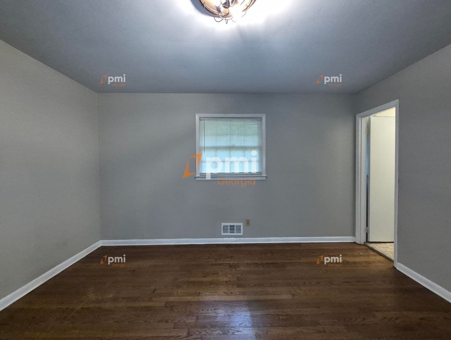 Gorgeous 3 Bedroom Home in Fayetteville, Ga! property image