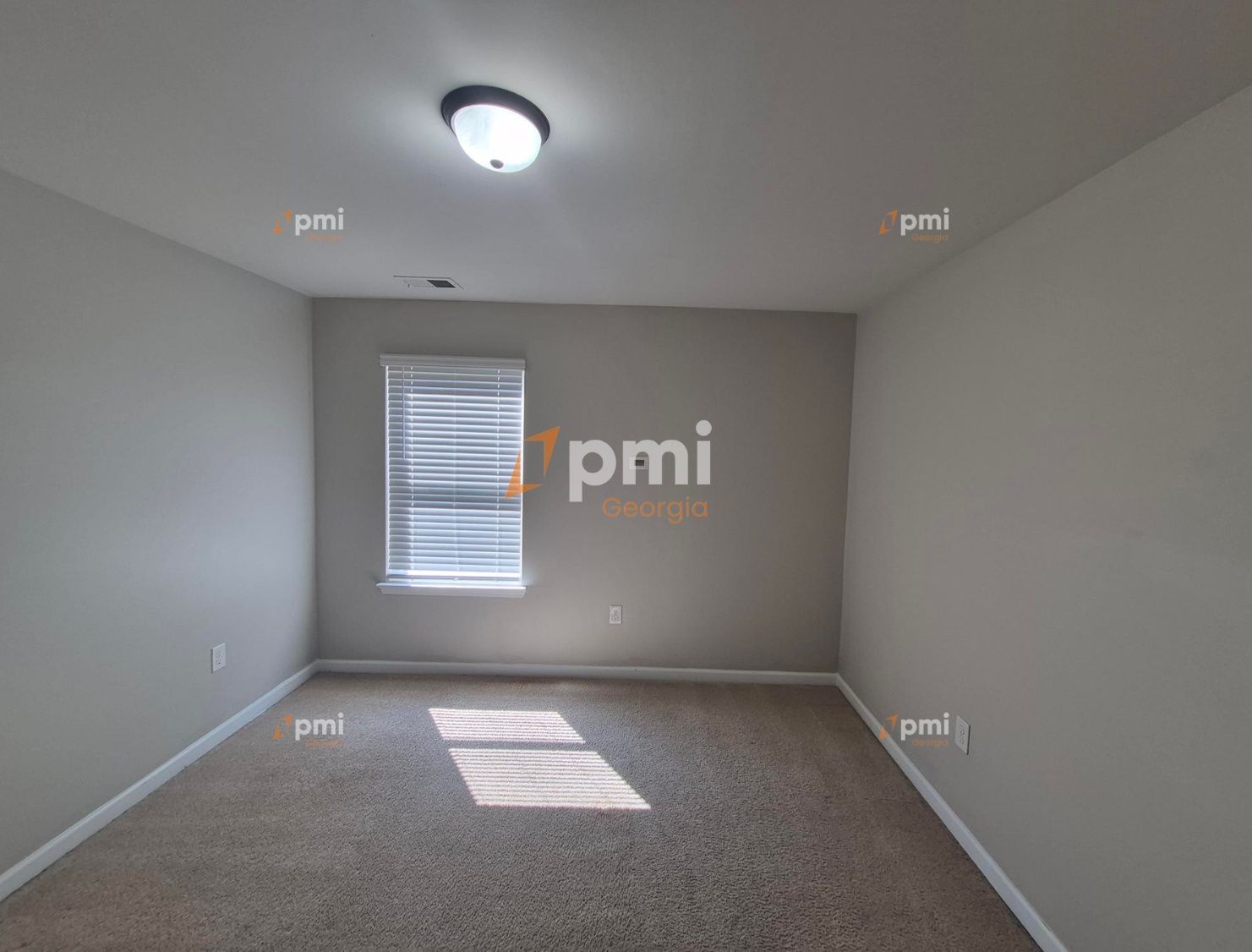 Spacious 4 Bedroom Home in McDonough, Ga! property image