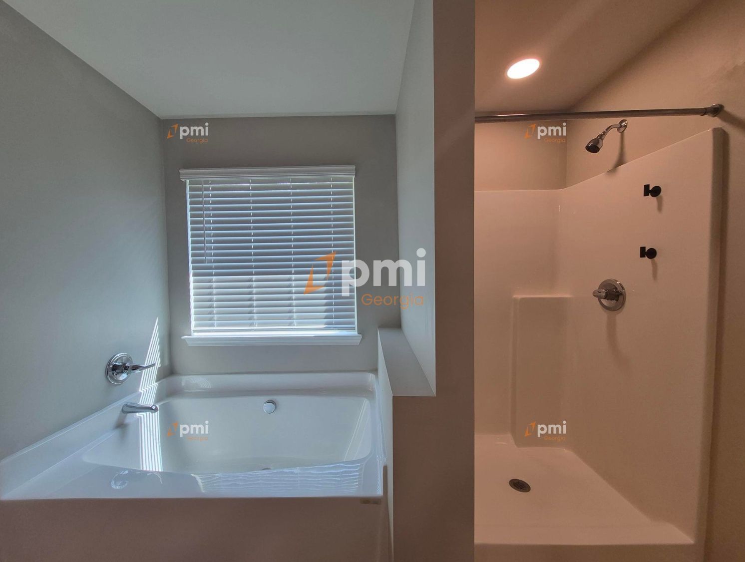 Spacious 4 Bedroom Home in McDonough, Ga! property image