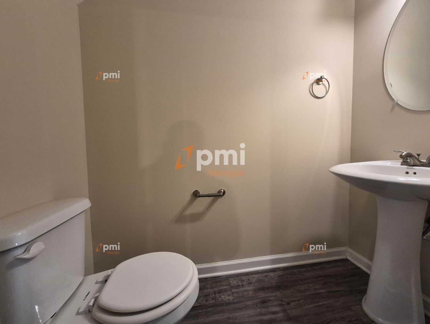 Charming Townhome in Union City with 3 Bedrooms! property image
