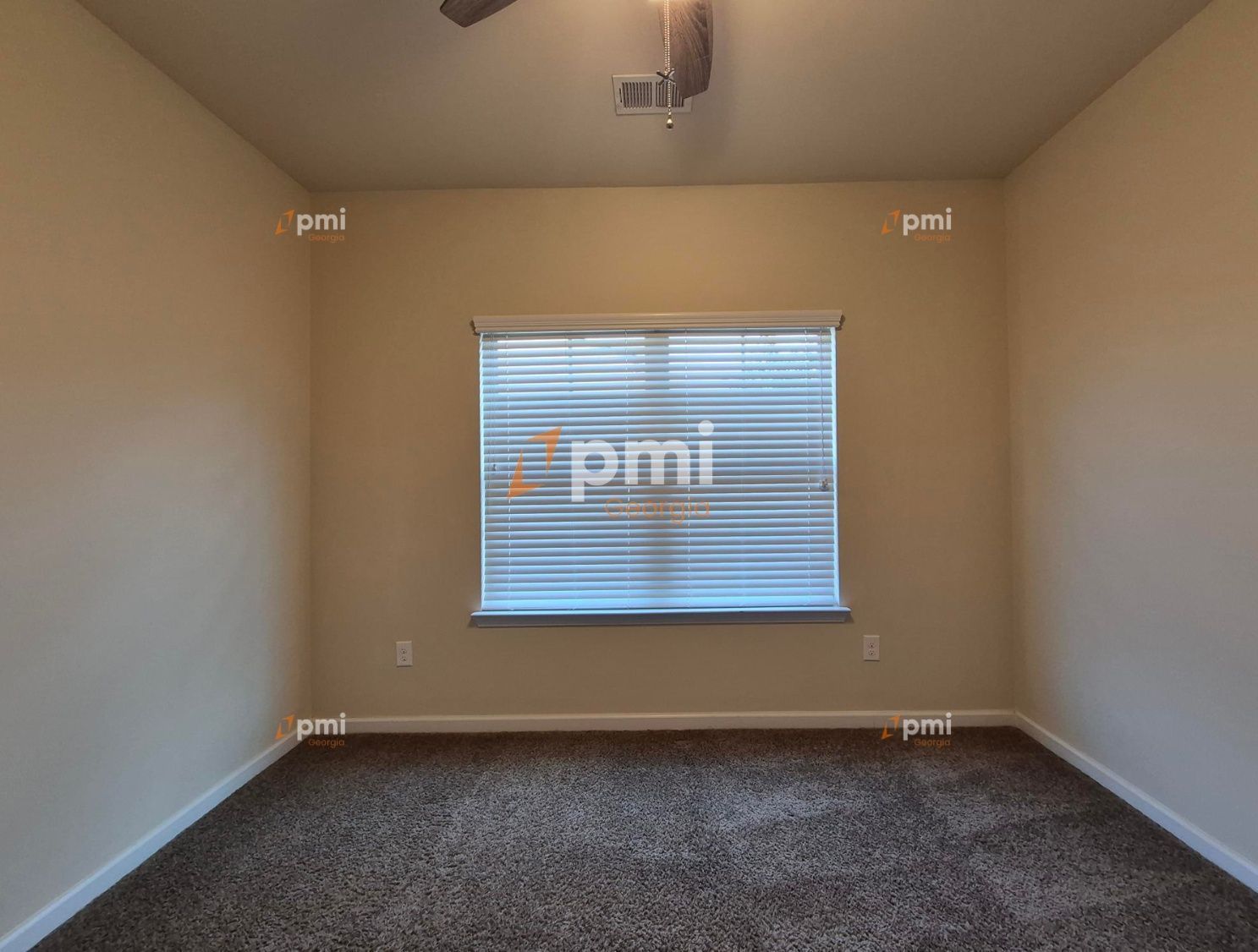 Gorgeous 3 Bedroom Home in Fairburn, Ga! property image