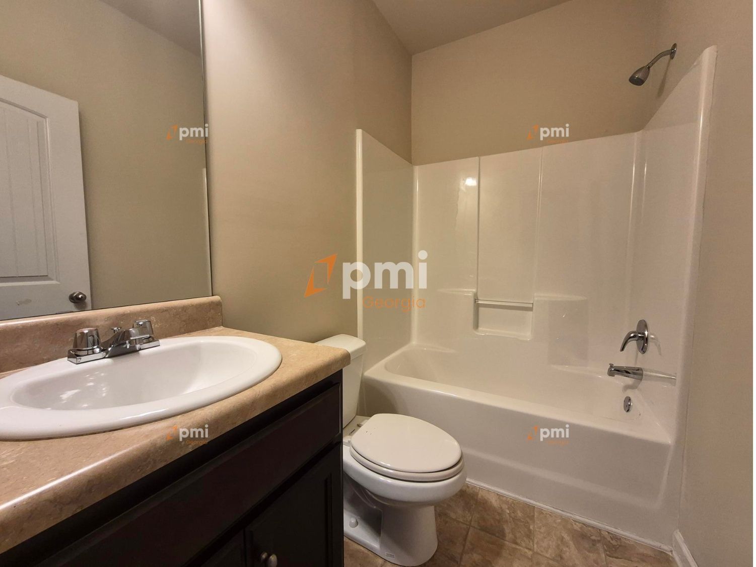 Gorgeous 3 Bedroom Home in Fairburn, Ga! property image