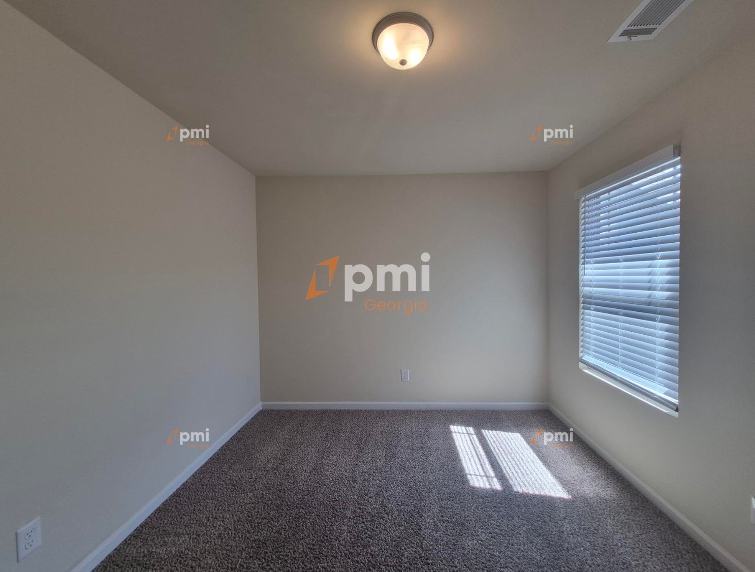 Gorgeous 4 Bedroom Home in McDonough, Ga! property image