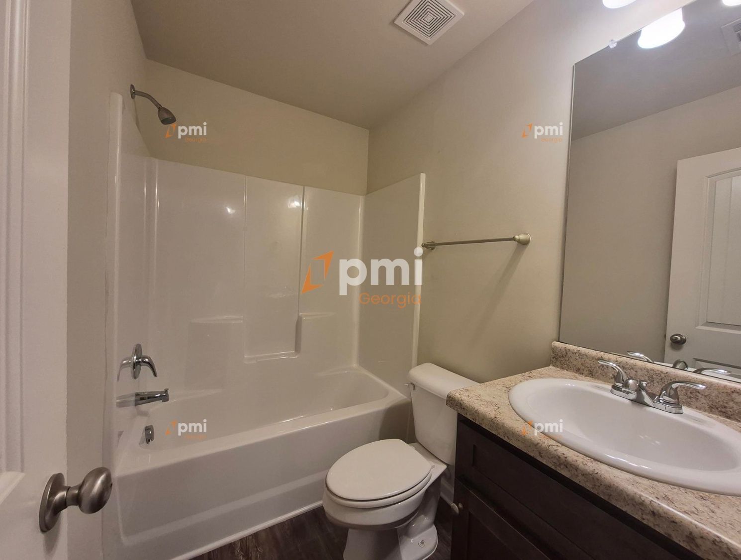 Gorgeous 4 Bedroom Home in McDonough, Ga! property image