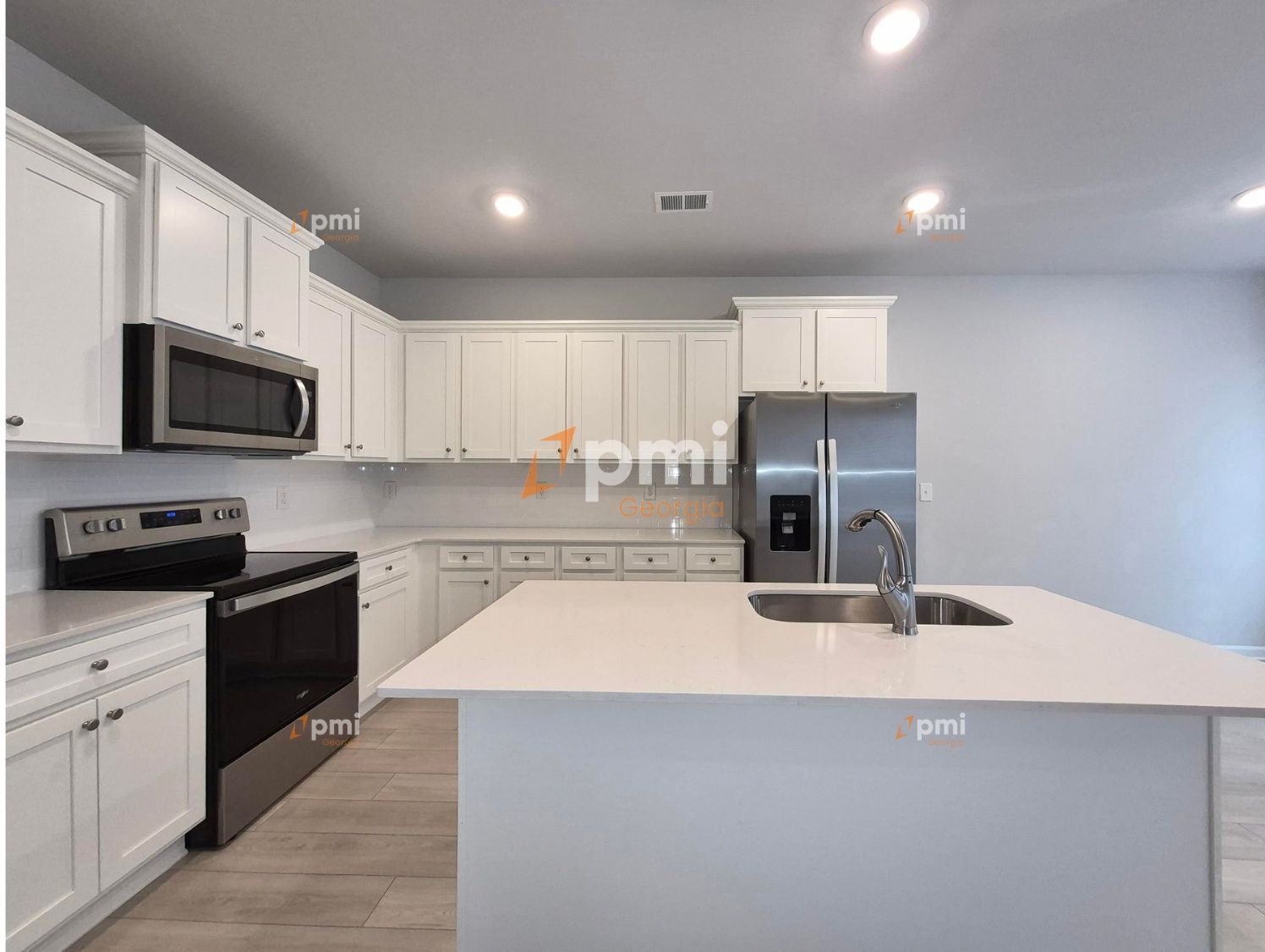 Stunning 3 Bedroom New Construction Townhome in McDonough, Ga! property image